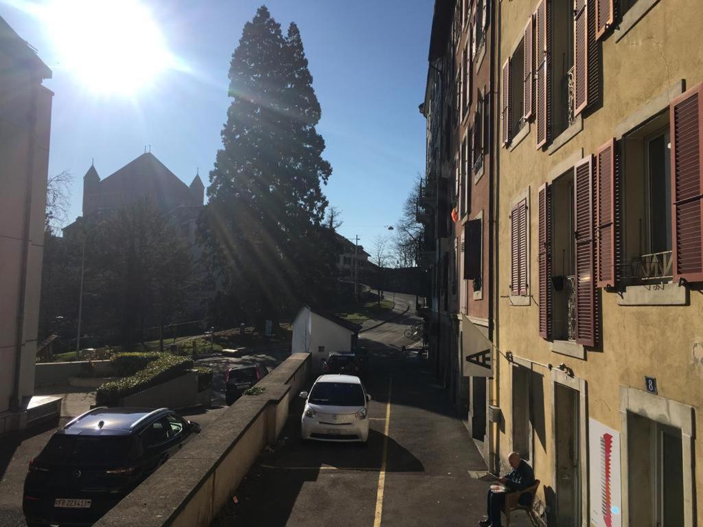 Parking Voiture & Appartement 2Pcs Lausanne Centre Екстериор снимка