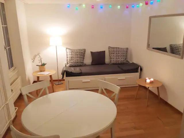 Parking Voiture & Appartement 2Pcs Lausanne Centre Екстериор снимка